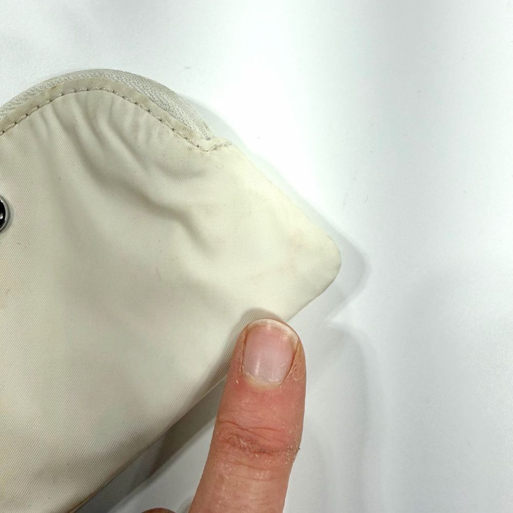 Lululemon Cream Coin Pouch - Picture 5 of 6